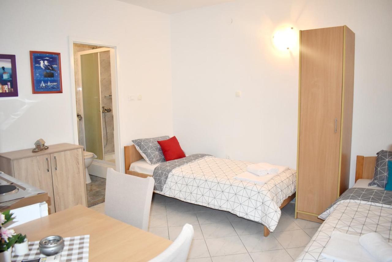 Twin Love Apartment Split Exteriör bild